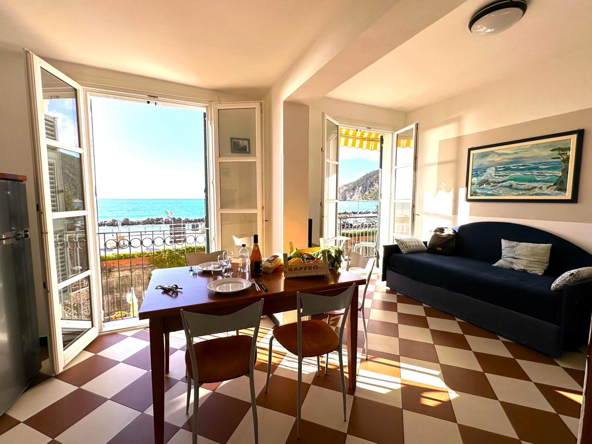 Giada Apartment โมเนเลีย ภายนอก รูปภาพ